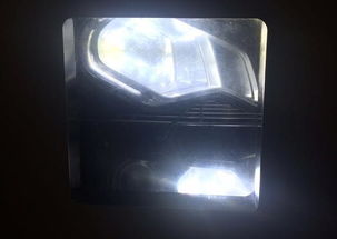 汽车大灯总成温度多少 汽车大灯总成温度多少